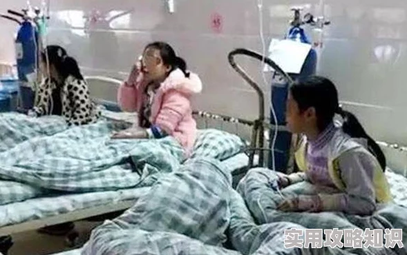 班长露出 让学生吃，学校惊现食物中毒事件，数名学生紧急送医，家长愤怒要求彻查！